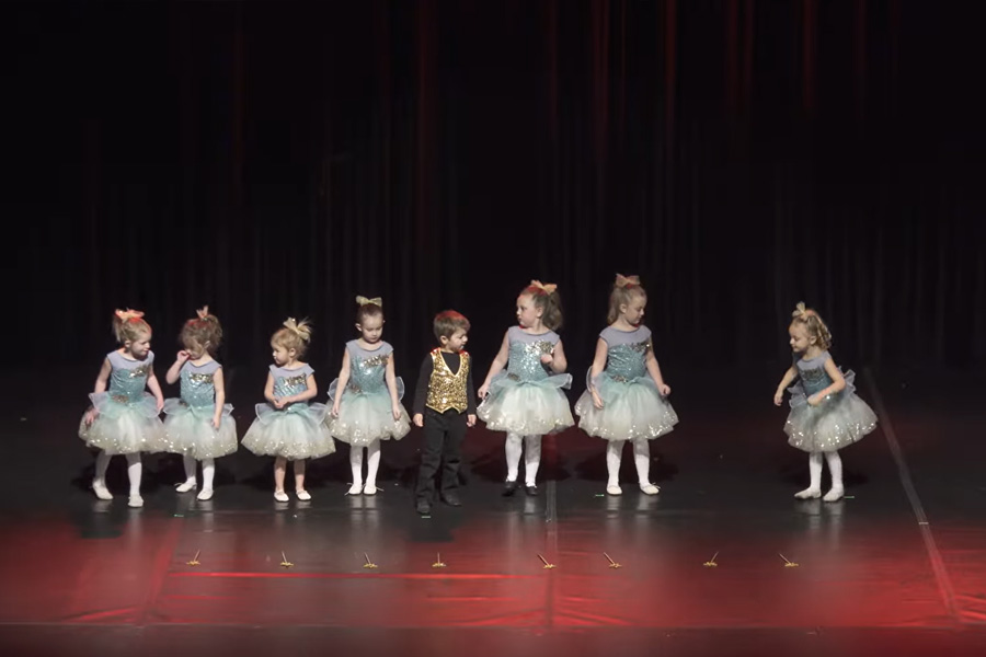 Panida Theater Christmas 2025: When Christmas Comes To Town